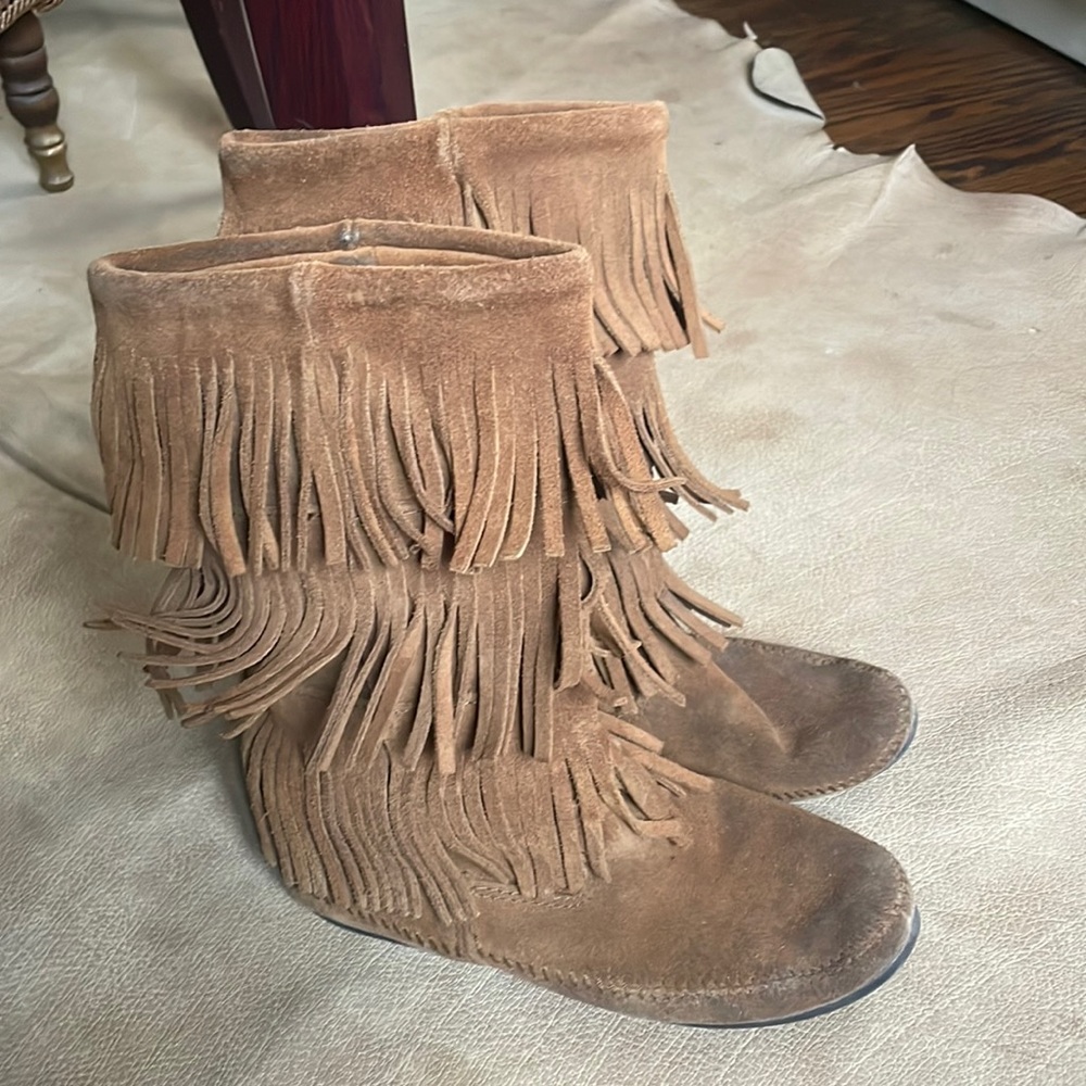 REAL Minnetonka Fringe Boots